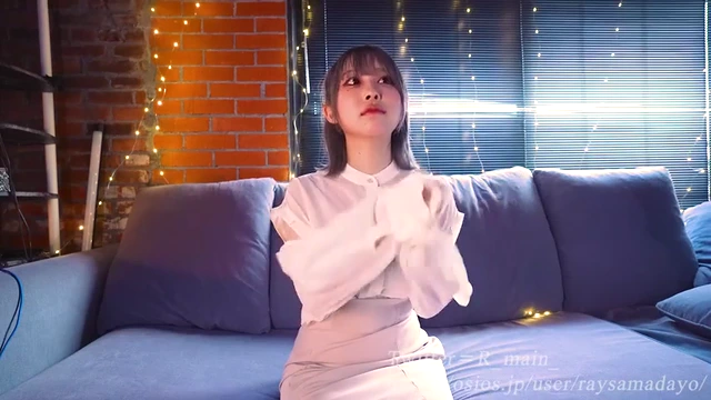 일본 야동 레이사마에게 자진해서 박히러 온 예쁜 갸루녀