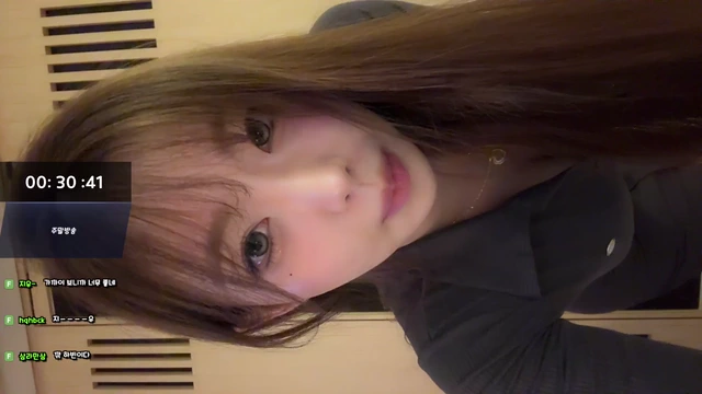 아프리카 Bj서하빈 몸매강조 딱붙는 콜라병 옷 입고 침대위 허리 오지게 털어댄날 리액션컷