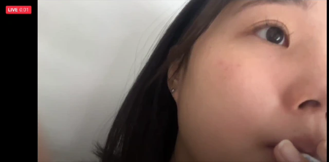 화장끼 없는 육덕녀의 자위 얼공 밴드 라방