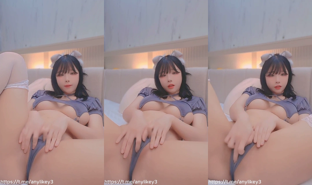 속옷 위 보댕이 틈사이로 손가락 넣고 맛있게 비빔