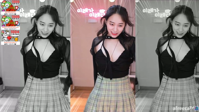 싱글벙글한 오토바이 리액션