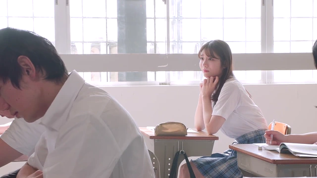 중년 선생님을 사랑하게 된 대디 콤플렉스 카와키타 사이카의 플러팅 Sone-405