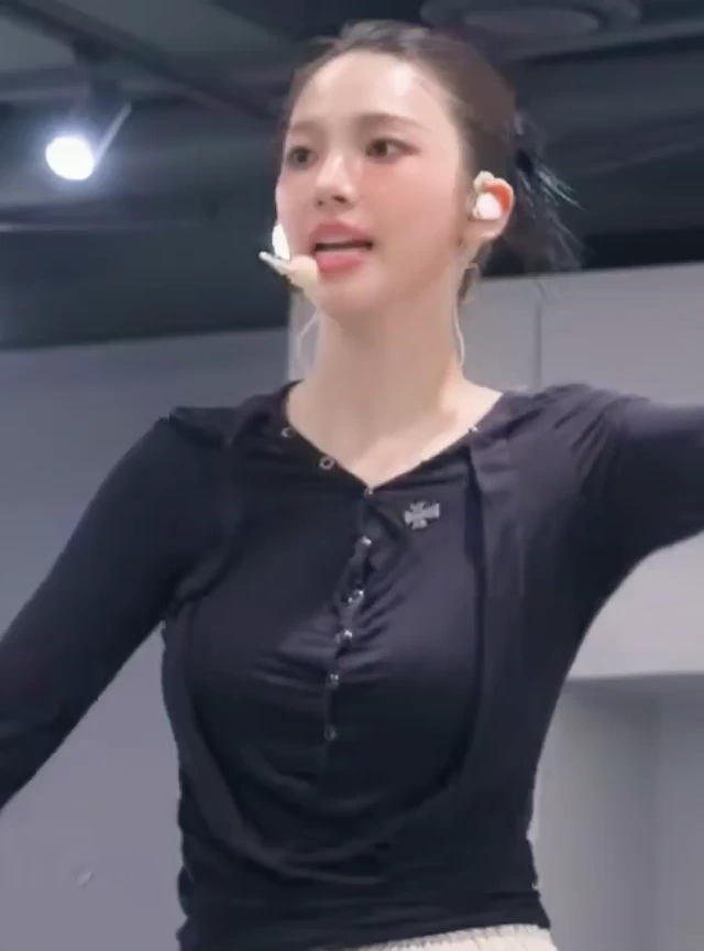 연습하는 카리나