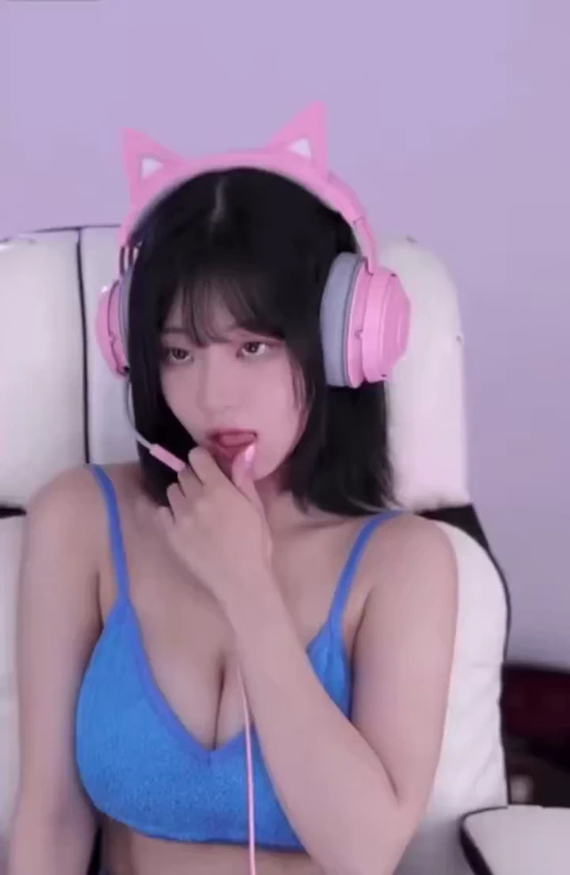 쵸단 여캠시절