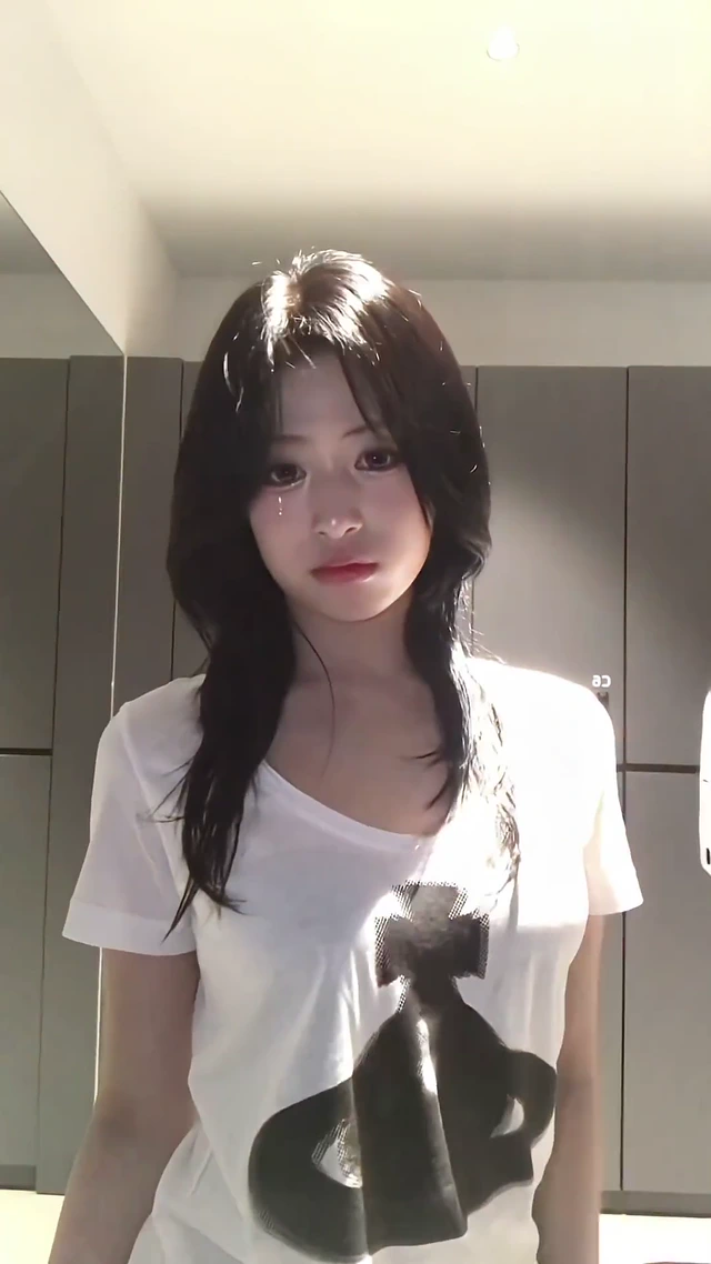 베이비몬스터 아현 은꼴 모음 2