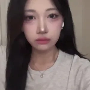 이사람 누구임